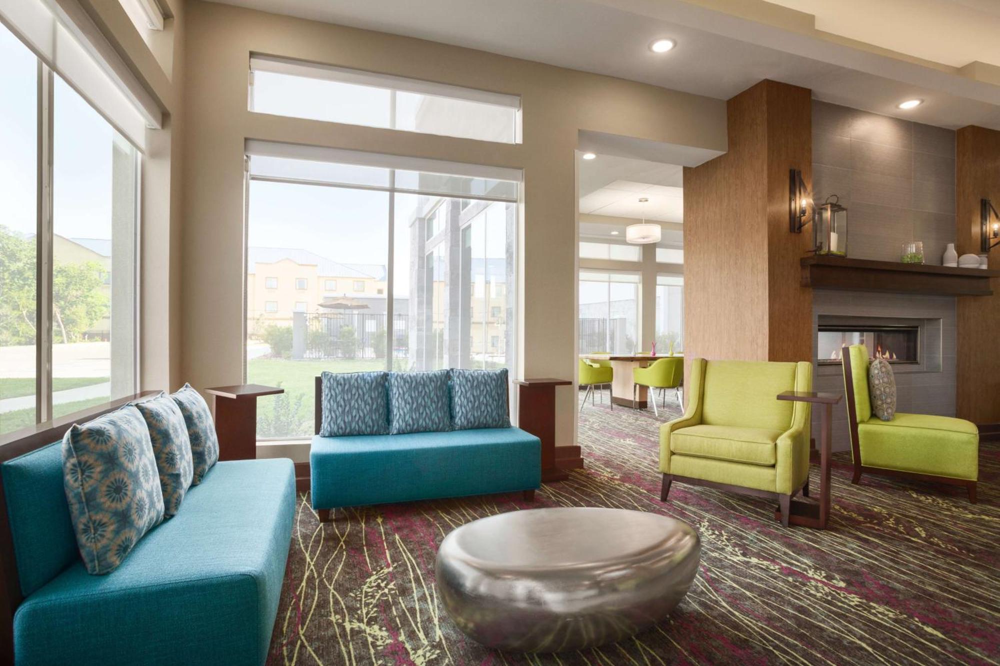 Hilton Garden Inn Houston-Baytown Buitenkant foto